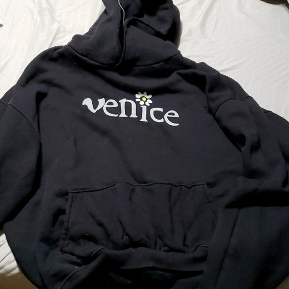 Venice Black Hoodie